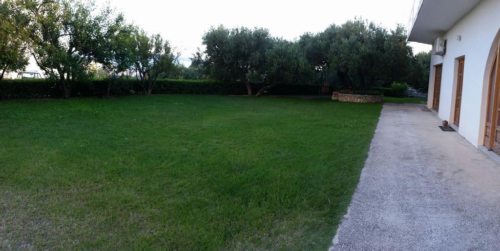 Apartments Vrisika-Family Apartment Makarska Zewnętrze zdjęcie